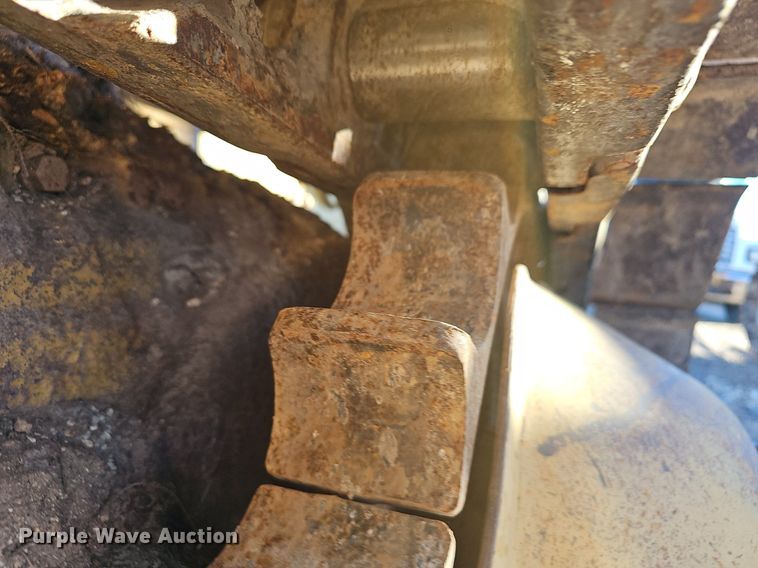 image for item NP9375 1981 Caterpillar D6D dozer