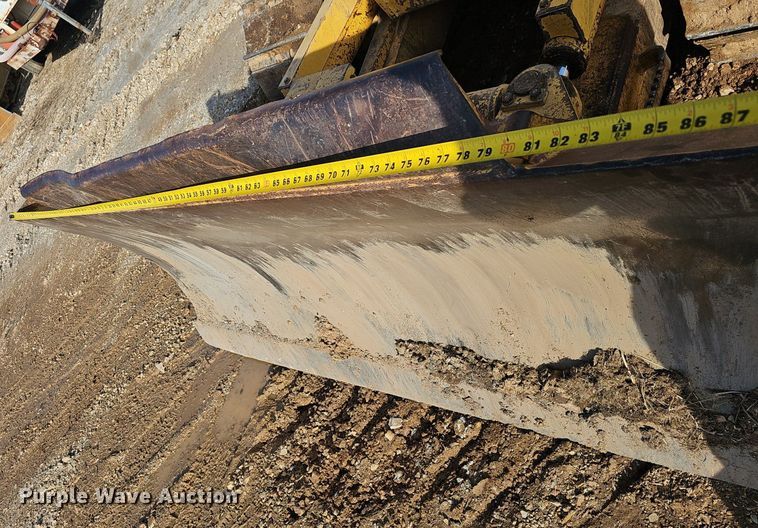 image for item NP9379 2007 Komatsu D39 EX-21 dozer