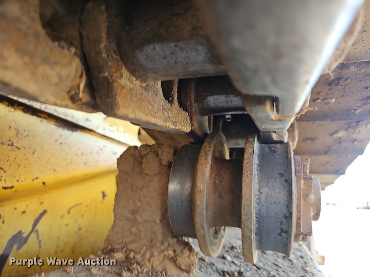 image for item NP9379 2007 Komatsu D39 EX-21 dozer