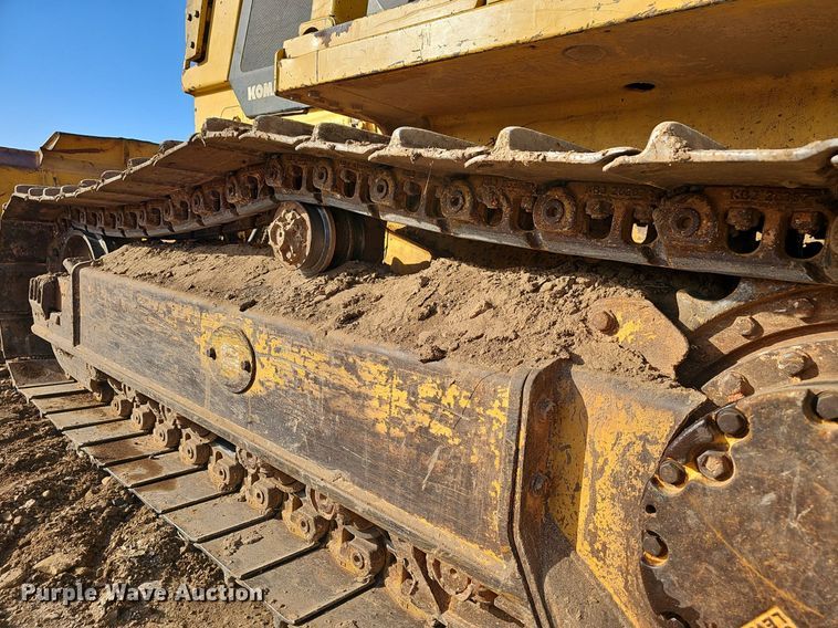 image for item NP9379 2007 Komatsu D39 EX-21 dozer