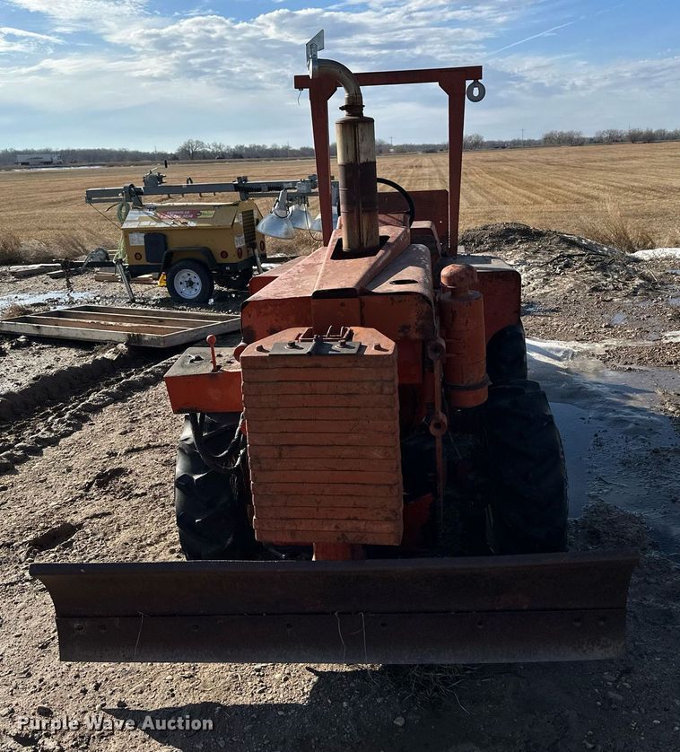 image for item NS9206 Ditch Witch  R65 trencher