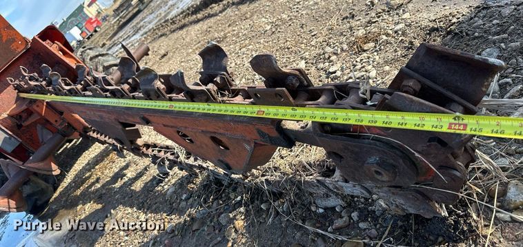 image for item NS9206 Ditch Witch  R65 trencher