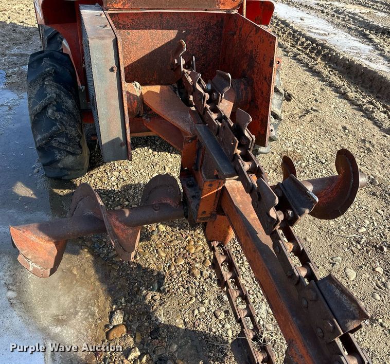 image for item NS9206 Ditch Witch  R65 trencher