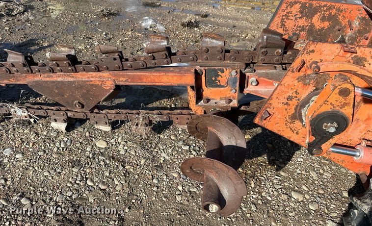 image for item NS9206 Ditch Witch  R65 trencher