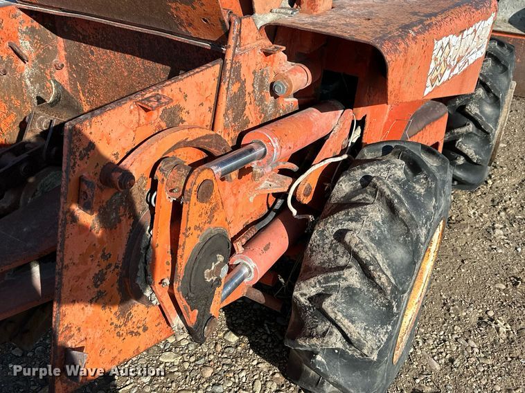 image for item NS9206 Ditch Witch  R65 trencher