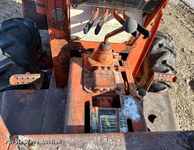 image for item NS9206 Ditch Witch  R65 trencher