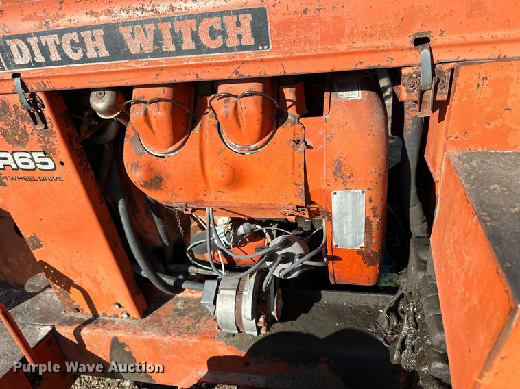 image for item NS9206 Ditch Witch  R65 trencher