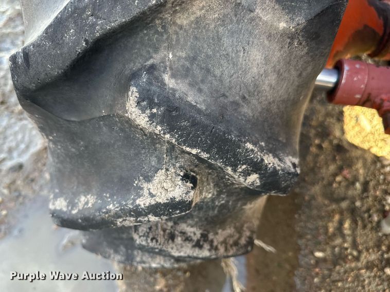 image for item NS9206 Ditch Witch  R65 trencher