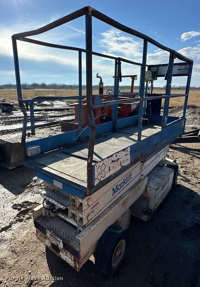 image for item NS9207 Marklift CH20NEP scissor lift