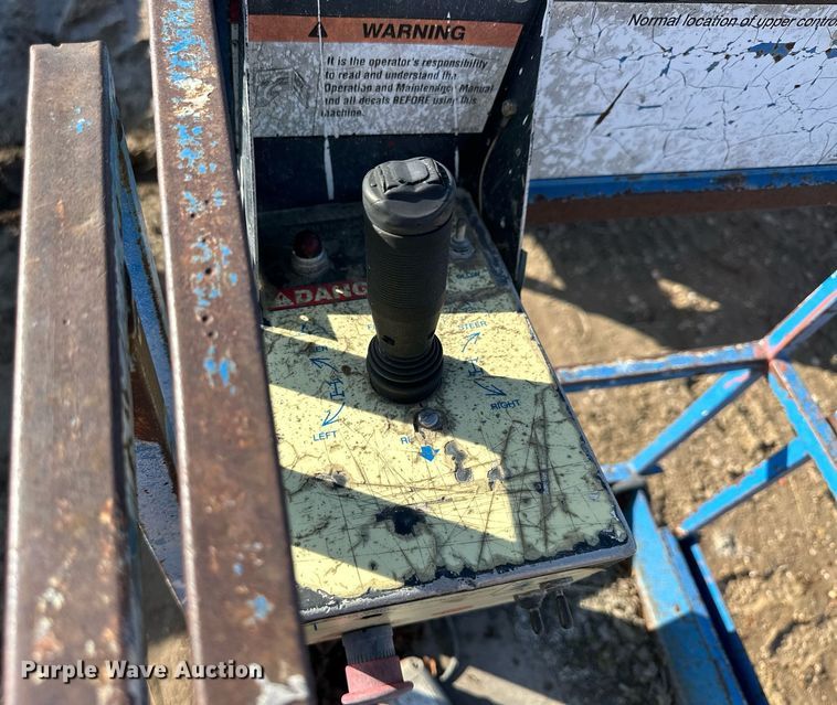 image for item NS9207 Marklift CH20NEP scissor lift