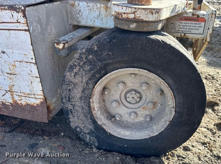 image for item NS9207 Marklift CH20NEP scissor lift