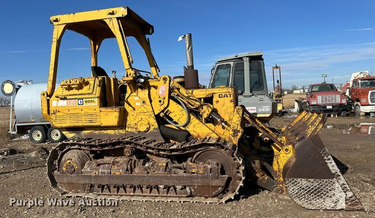 image for item NS9210 1979 Caterpillar 955L track loader