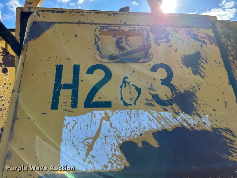 image for item NS9210 1979 Caterpillar 955L track loader