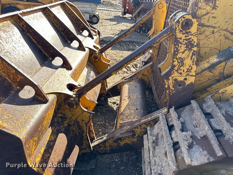 image for item NS9210 1979 Caterpillar 955L track loader