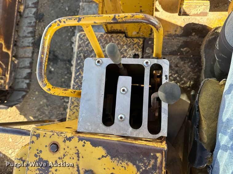 image for item NS9210 1979 Caterpillar 955L track loader