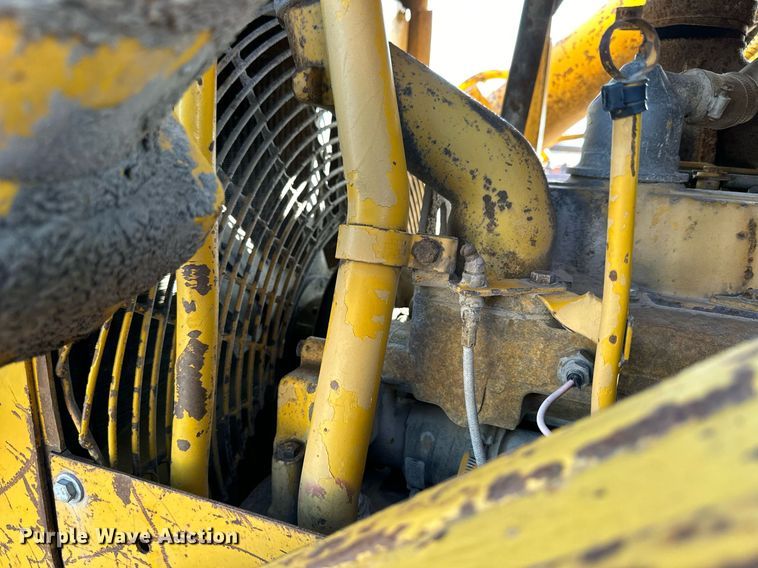 image for item NS9210 1979 Caterpillar 955L track loader