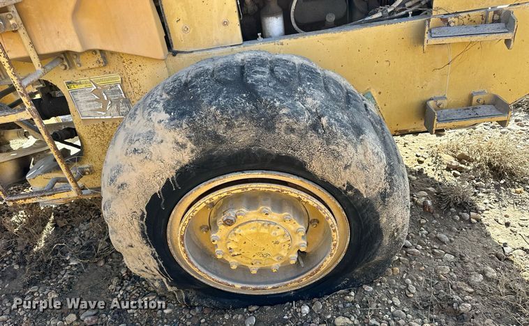 image for item NS9213 1984 Caterpillar 926 wheel loader