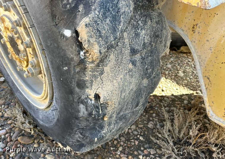 image for item NS9213 1984 Caterpillar 926 wheel loader