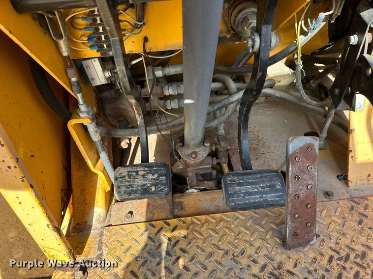 image for item NS9215 2000 Arrow Master 1350 drop hammer