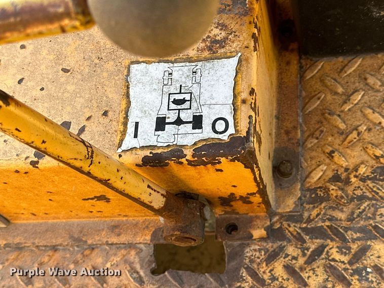 image for item NS9215 2000 Arrow Master 1350 drop hammer