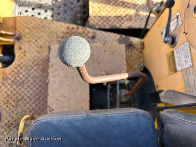 image for item NS9215 2000 Arrow Master 1350 drop hammer