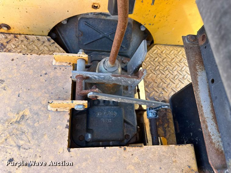 image for item NS9215 2000 Arrow Master 1350 drop hammer