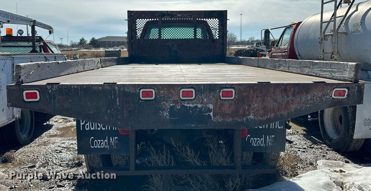 image for item NS9217 2000 Ford F650 Super Duty dump flatbed truck