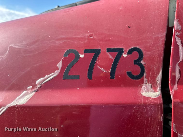 image for item NS9217 2000 Ford F650 Super Duty dump flatbed truck