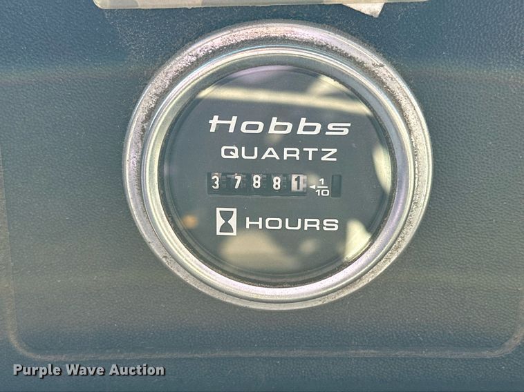 image for item NS9217 2000 Ford F650 Super Duty dump flatbed truck