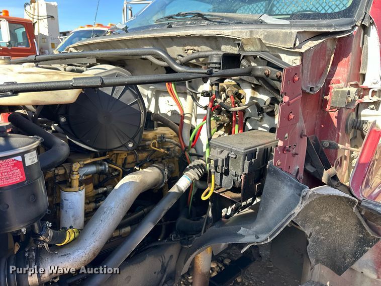 image for item NS9217 2000 Ford F650 Super Duty dump flatbed truck