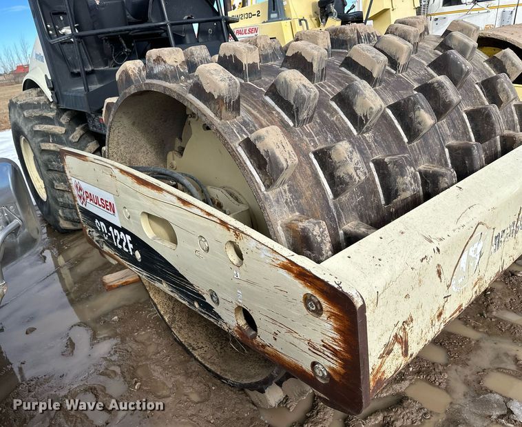 image for item NS9219 2005 Ingersoll Rand SD122F TF single drum vibratory roller