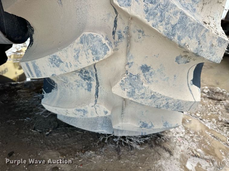 image for item NS9219 2005 Ingersoll Rand SD122F TF single drum vibratory roller