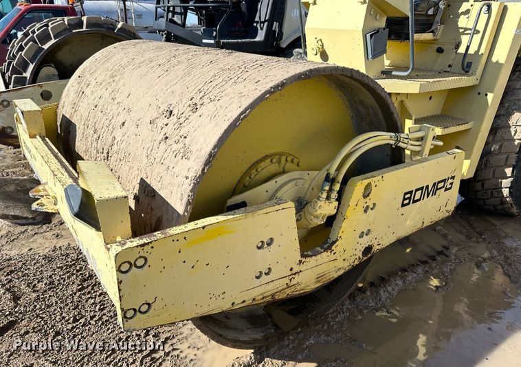 image for item NS9220 1996 Bomag BW213D-2  single drum vibratory roller