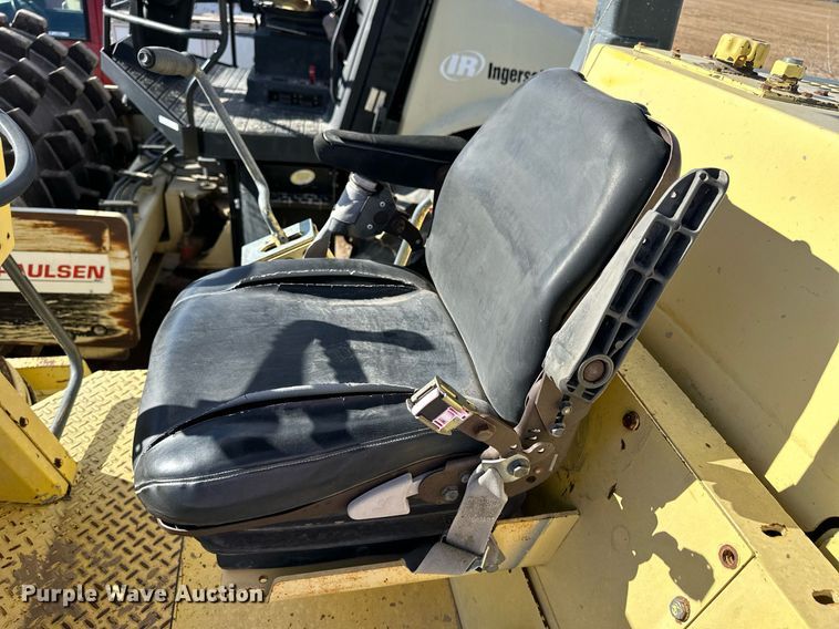 image for item NS9220 1996 Bomag BW213D-2  single drum vibratory roller