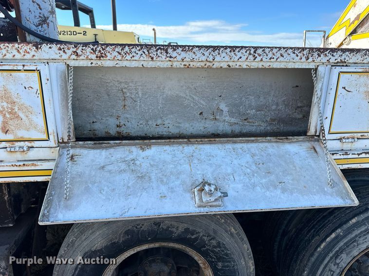 image for item NS9221 1982 GMC  Brigadier crane truck