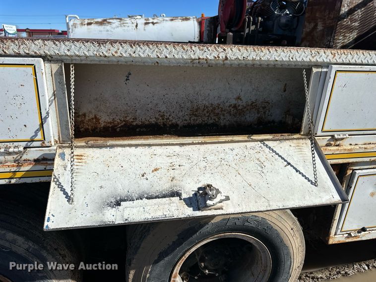 image for item NS9221 1982 GMC  Brigadier crane truck