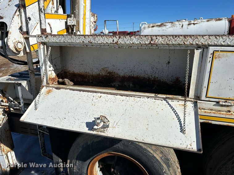 image for item NS9221 1982 GMC  Brigadier crane truck