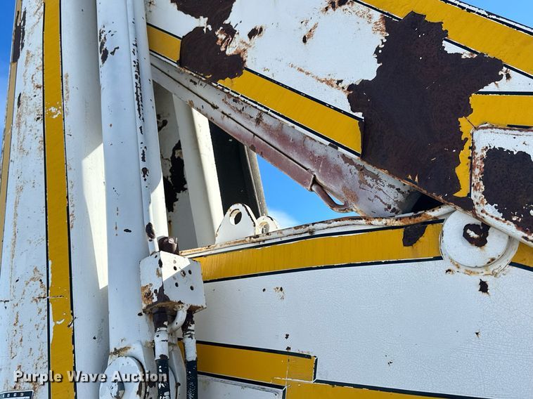 image for item NS9221 1982 GMC  Brigadier crane truck