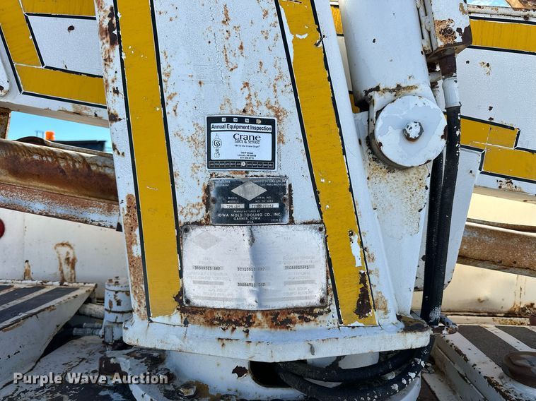 image for item NS9221 1982 GMC  Brigadier crane truck