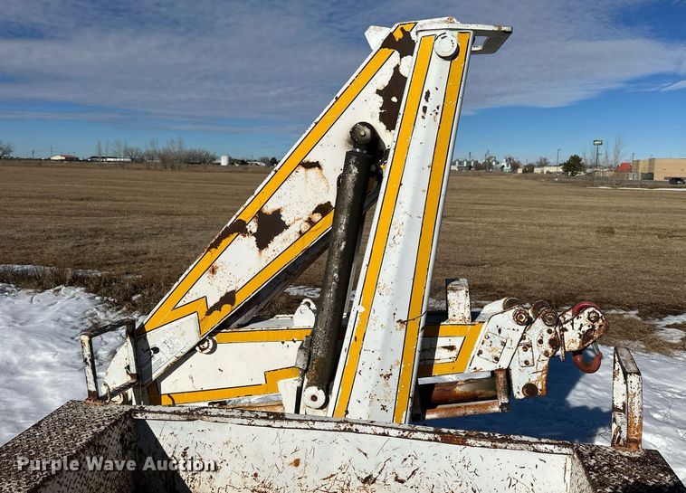 image for item NS9221 1982 GMC  Brigadier crane truck