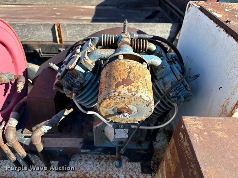 image for item NS9221 1982 GMC  Brigadier crane truck