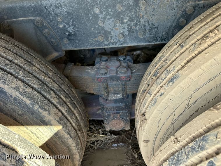 image for item NS9221 1982 GMC  Brigadier crane truck