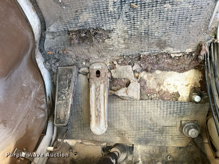 image for item NS9221 1982 GMC  Brigadier crane truck