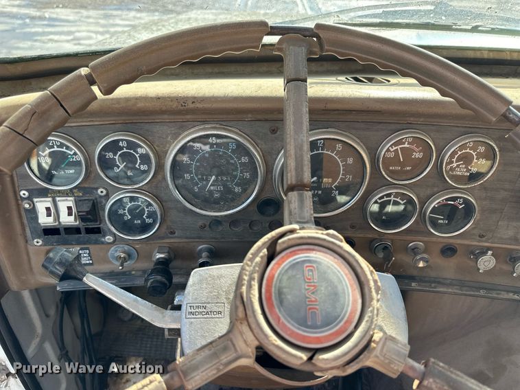 image for item NS9221 1982 GMC  Brigadier crane truck