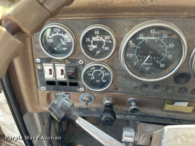 image for item NS9221 1982 GMC  Brigadier crane truck