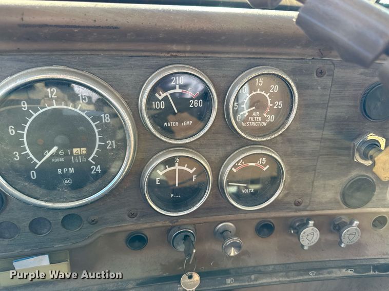 image for item NS9221 1982 GMC  Brigadier crane truck