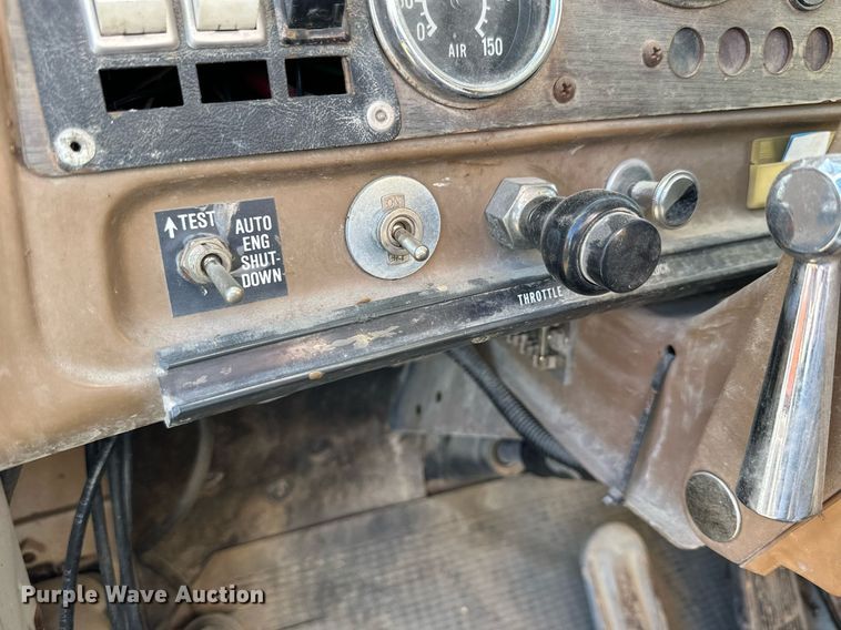 image for item NS9221 1982 GMC  Brigadier crane truck