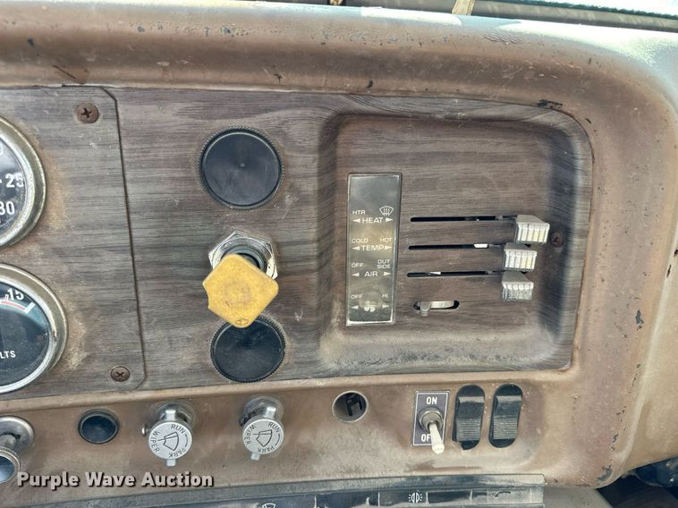 image for item NS9221 1982 GMC  Brigadier crane truck