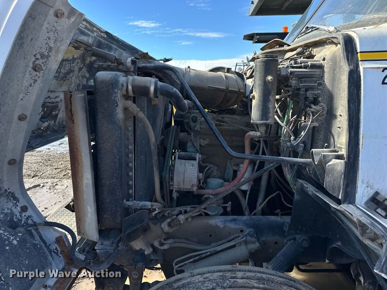 image for item NS9221 1982 GMC  Brigadier crane truck