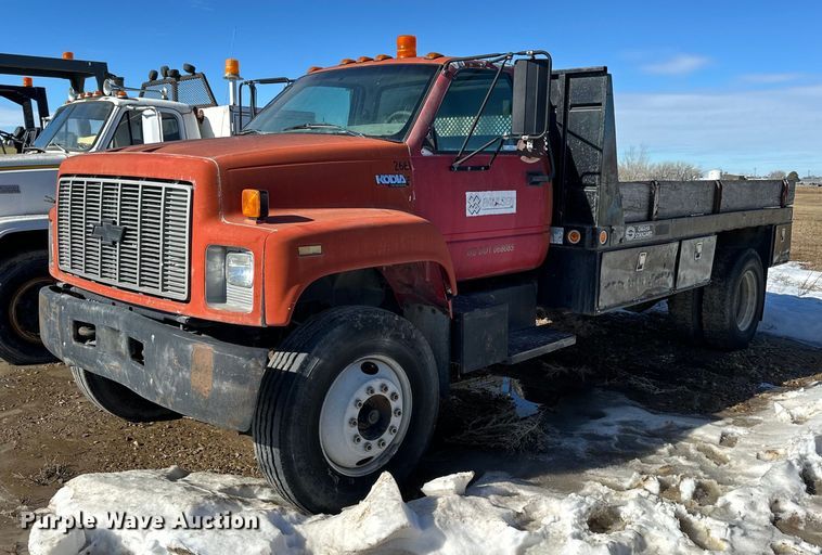image for item NS9222 1994 Chevrolet Kodiak dump flatbed truck